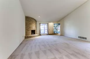 2830 Prescott Dr, Carrollton, TX 75006 - Photo 3