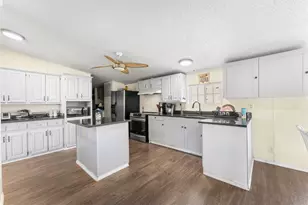 277 Deer Shadow Cir, Whitney, TX 76692 - Photo 11