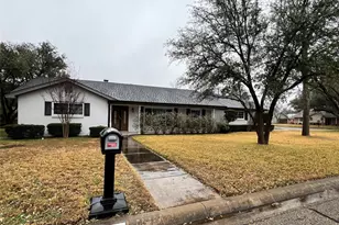 103 Aquilla Dr, Lakeside, TX 76108 - Photo 1