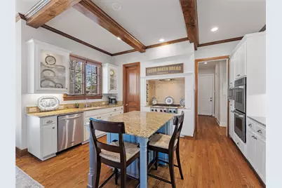 2114 Castle Creek Drive, Mansfield, TX 76063 - Photo 11