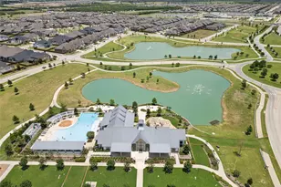 808 Bluestem Dr, Aubrey, TX 76227 - Photo 39