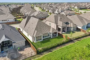 808 Bluestem Dr, Aubrey, TX 76227 - Photo 27