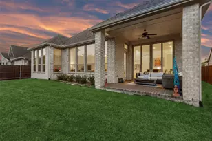 808 Bluestem Dr, Aubrey, TX 76227 - Photo 33