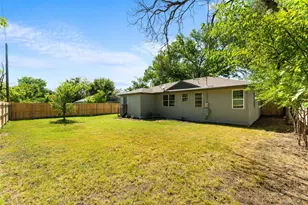 612 E 8th St, Kemp, TX 75143 - Photo 5