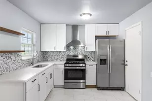 612 E 8th St, Kemp, TX 75143 - Photo 3