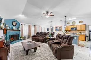 9225 Conestoga Dr, Fort Worth, TX 76131 - Photo 11