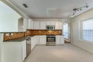 4817 Holly Berry Dr, Plano, TX 75093 - Photo 11