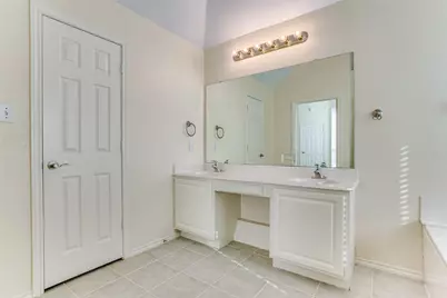 4817 Holly Berry Drive, Plano, TX 75093 - Photo 17