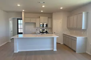 1221 Sabine River Ln, Springtown, TX 76082 - Photo 3