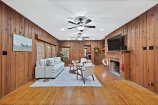 5000 Meadowbrook Dr, Fort Worth, TX 76103 - Photo 3