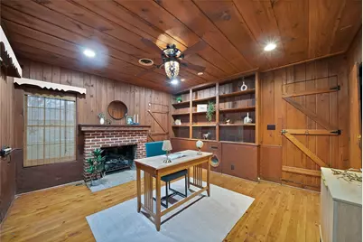 5000 Meadowbrook Drive, Fort Worth, TX 76103 - Photo 5