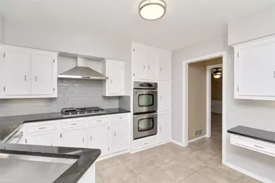 526 Goodwin Drive, Richardson, TX 75081 - Photo 11