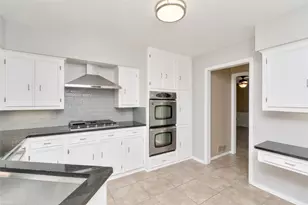 526 Goodwin Dr, Richardson, TX 75081 - Photo 11