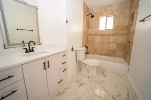 904 Dee Ln, Bedford, TX 76022 - Photo 15