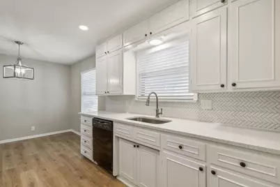 805 La Salle Drive, Sherman, TX 75090 - Photo 13