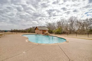 3303 Farm Land Ct, Granbury, TX 76048 - Photo 33