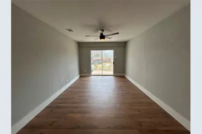 5556 Macarthur Drive, Fort Worth, TX 76112 - Photo 9