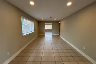 5556 Mac Arthur Dr, Fort Worth, TX 76112 - Photo 7