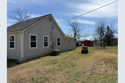 513 Allen Avenue, Bonham, TX 75418 - Photo 3