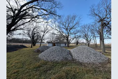 625 E Highway 199, Springtown, TX 76082 - Photo 9