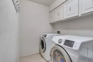 8808 Kenton Dr, Dallas, TX 75231 - Photo 29