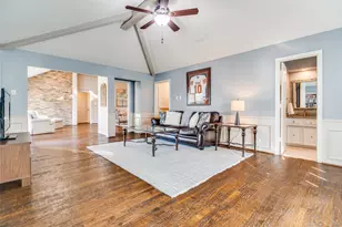 8808 Kenton Dr, Dallas, TX 75231 - Photo 19