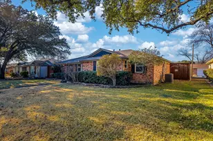 8415 Hunnicut Rd, Dallas, TX 75228 - Photo 3