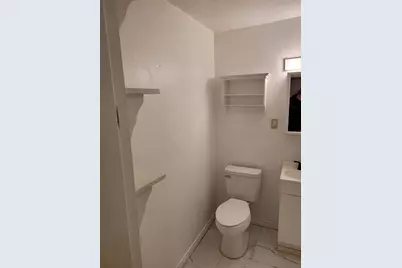 609 E University Avenue #B, Waxahachie, TX 75165 - Photo 5