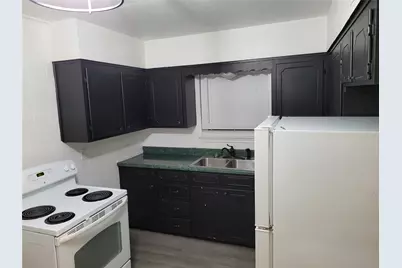609 E University Avenue #B, Waxahachie, TX 75165 - Photo 3