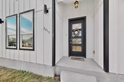 2015 Volga Avenue, Dallas, TX 75216 - Photo 3