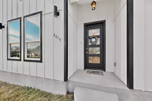 2015 Volga Ave, Dallas, TX 75216 - Photo 3