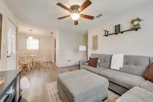 222 Meadow Lake Dr, Mabank, TX 75156 - Photo 7