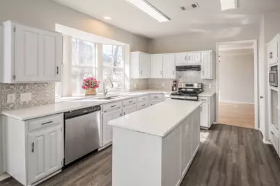 1803 Haydenbend Circle, Grapevine, TX 76051 - Photo 11