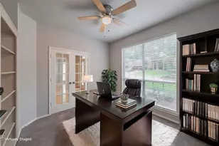 1803 Haydenbend Cir, Grapevine, TX 76051 - Photo 5
