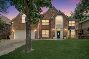 1803 Haydenbend Cir, Grapevine, TX 76051 - Photo 1