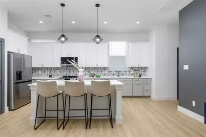 2801 Weisenberger Street #101, Fort Worth, TX 76107 - Photo 9