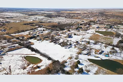 610 N 9th Street, Gunter, TX 75058 - Photo 11