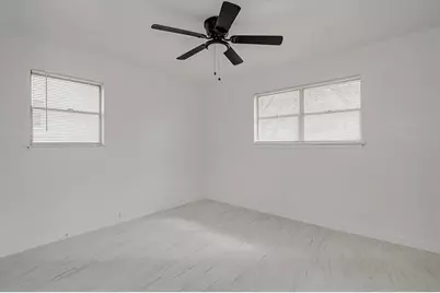 1108 Davis Street, Cleburne, TX 76033 - Photo 21