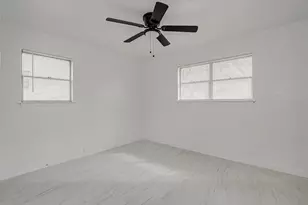 1108 Davis St, Cleburne, TX 76033 - Photo 21