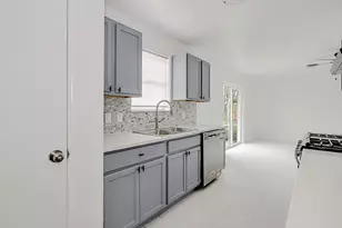 1108 Davis St, Cleburne, TX 76033 - Photo 17