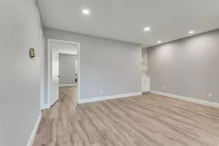 5033 Cedar Springs Rd, Dallas, TX 75235 - Photo 7