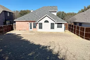 529 Continental Dr, Lewisville, TX 75067 - Photo 29
