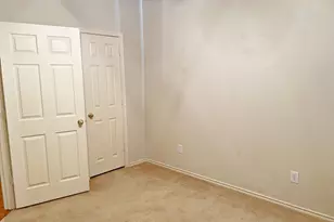 529 Continental Dr, Lewisville, TX 75067 - Photo 23