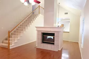 529 Continental Dr, Lewisville, TX 75067 - Photo 5