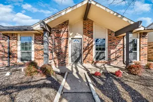 8829 Denver St, Rowlett, TX 75088 - Photo 3