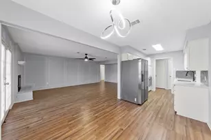 2827 Cross Timbers Dr, Irving, TX 75060 - Photo 3