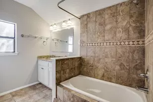 6470 Lindell Ave, Fort Worth, TX 76116 - Photo 13