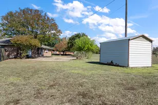 616 S Files St, Itasca, TX 76055 - Photo 33