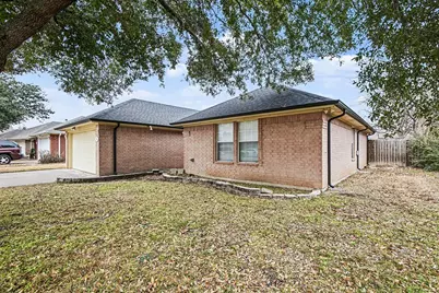 331 Meador Lane, Burleson, TX 76028 - Photo 3