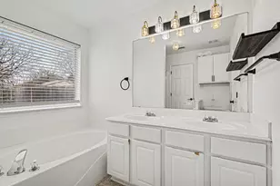 331 Meador Ln, Burleson, TX 76028 - Photo 21